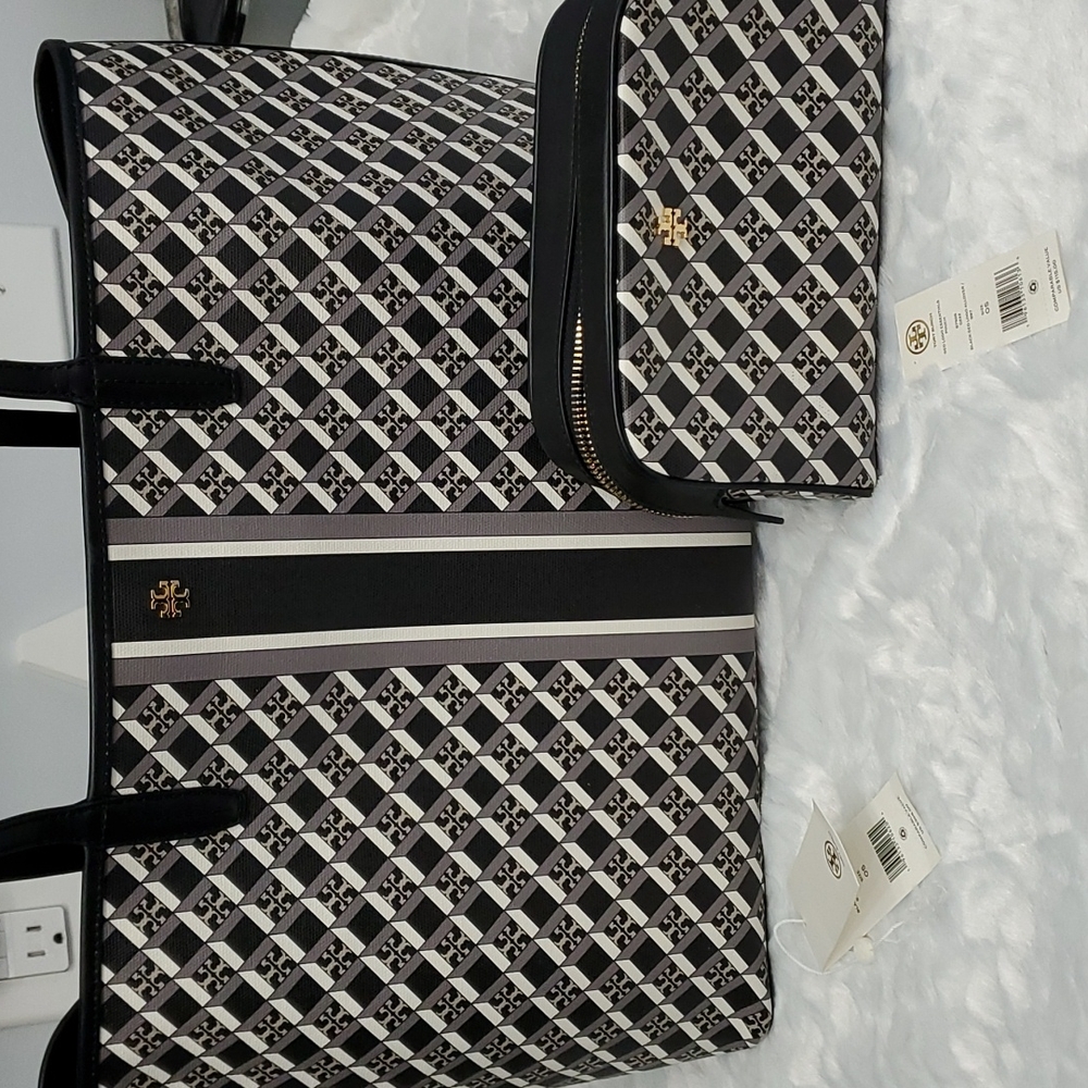 Tory Burch tote & pouch EEUC